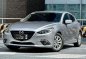 Selling White Mazda 3 2016 in Makati-5