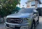 White Ford Everest 2017 for sale in Automatic-3