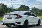 Selling White Honda Civic 2019 in Manila-4