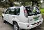 White Nissan X-Trail 2009 for sale in Automatic-3
