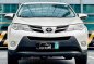 Selling White Toyota Rav4 2013 in Makati-0