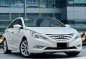 Selling White Hyundai Sonata 2011 in Makati-0