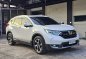 White Honda Cr-V 2018 for sale in Quezon City-1