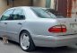 Sell White 1998 Mercedes-Benz E-Class in Valenzuela-2