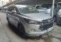 Selling White Toyota Innova 2019 in Pasay-5