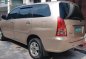 Selling White Toyota Innova 2006 in Quezon City-2