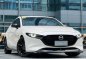 Selling White Mazda 3 2021 in Makati-0