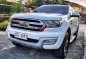 Selling White Ford Everest 2016 in Manila-0