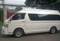 Selling White Toyota Hiace Super Grandia 2017 in Parañaque-1