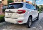 Selling White Ford Everest 2016 in Manila-6