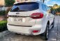 Selling White Ford Everest 2016 in Manila-3