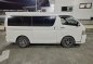 Selling White Toyota Hiace Super Grandia 2014 in Manila-3