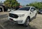 Selling White Ford Everest 2017 in Manila-2