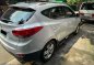 Sell White 2011 Hyundai Tucson in Manila-3