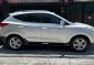 Sell White 2011 Hyundai Tucson in Manila-4