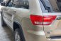 White Jeep Grand Cherokee 2012 for sale in Quezon City-1