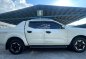 2019 Nissan Np300  2.5L 4x2 EL 7AT Calibre in Quezon City, Metro Manila-5