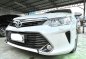 Pearl White Toyota Camry 2017 for sale in Pasig-1