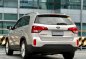 Sell White 2013 Kia Sorento in Makati-4