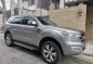 White Ford Everest 2017 for sale in Automatic-5