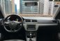 White Volkswagen Lavida 2018 for sale in Automatic-5