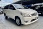 White Toyota Innova 2014 for sale in Las Piñas-1