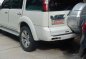 Selling White Ford Everest 2011 in Malabon-4