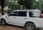 Selling White Ford Everest 2013 in Taguig-6