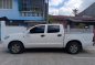 White Toyota Hilux 2013 for sale in Quezon City-3