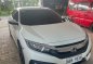 Pearl White Honda Civic 2017 for sale in Manila-4