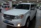 Selling White Ford Everest 2013 in Taguig-1