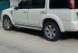 Selling White Ford Everest 2011 in Malabon-6