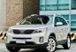 Selling White Kia Sorento 2013 in Makati-2