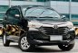 Selling White Toyota Avanza 2016 in Makati-1