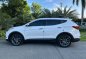 White Hyundai Santa Fe 2017 for sale in -2