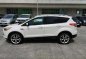 Selling White Ford Escape 2015 in Quezon City-5