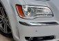 White Chrysler 300c 2013 for sale in -9