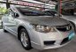 Selling White Honda Civic 2011 in Quezon City-1