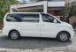 White Hyundai Starex 2016 for sale in Parañaque-2