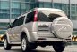 Selling White Ford Everest 2014 in Makati-5