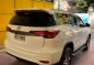 Selling White Toyota Fortuner 2018 in Quezon City-3