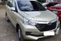 Selling White Toyota Avanza 2017 in Caloocan-1