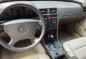 White Mercedes-Benz 220 1994 for sale in Automatic-5