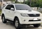 Sell White 2005 Toyota Fortuner in Pasay-6