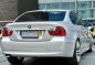 Sell White 2009 Bmw 320D in Makati-3