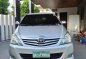 White Toyota Innova 2012 for sale in -0