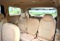 White Kia Carnival 2017 for sale in -7