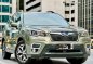 White Subaru Forester 2019 for sale in Automatic-9