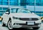 Sell White 2016 Volkswagen Passat in Makati-5