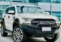 Selling White Ford Everest 2020 in Makati-2
